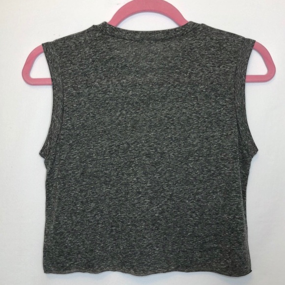 “Killin’ It” gray crop top/workout top 🖤 - Picture 2 of 7